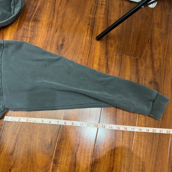 Ty Thirty Year Hoodie Vintage Size Large - Picture 10 of 10